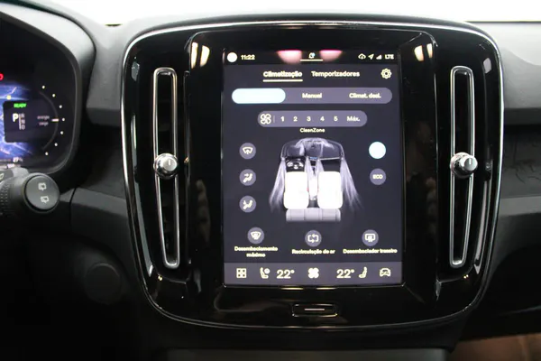 Volvo XC 40 - Photo 24