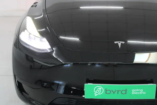 Tesla Model Y - Photo 3