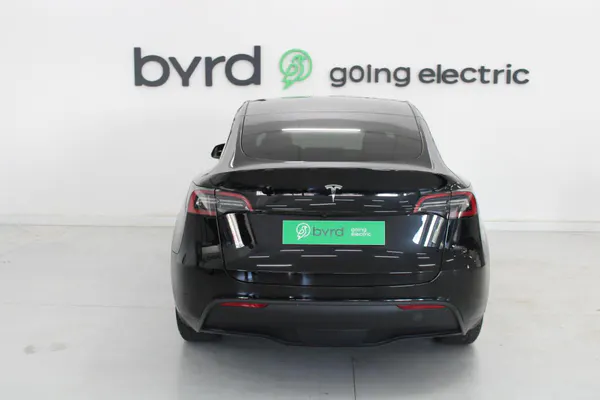 Tesla Model Y - Photo 5