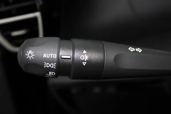 Citroen e-C4 X - Photo 16