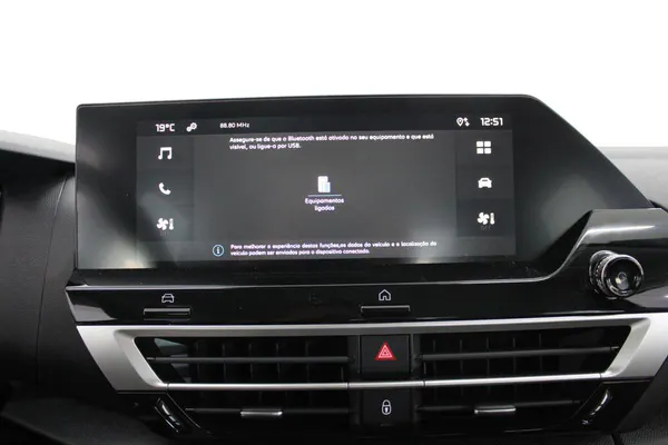 Citroen e-C4 X - Photo 23