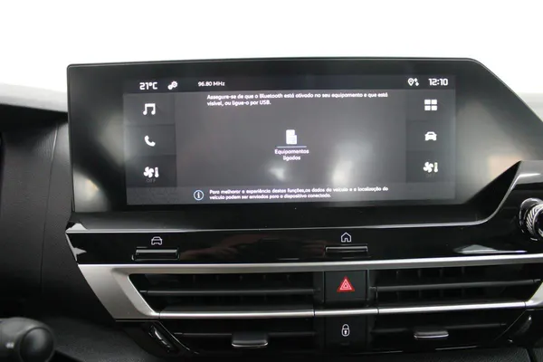 Citroen e-C4 X - Photo 22