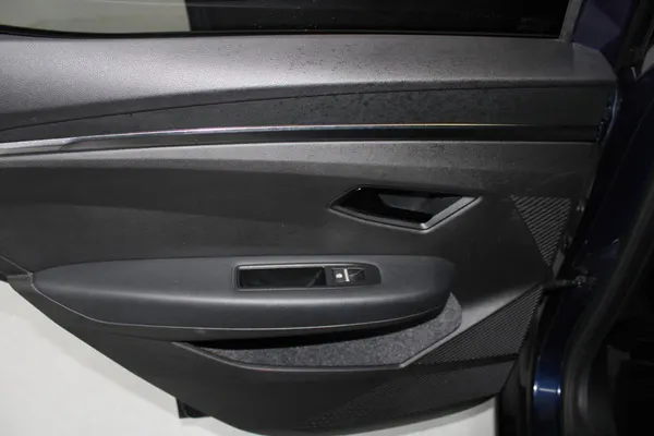 Renault Mégane E-Tech - Photo 12