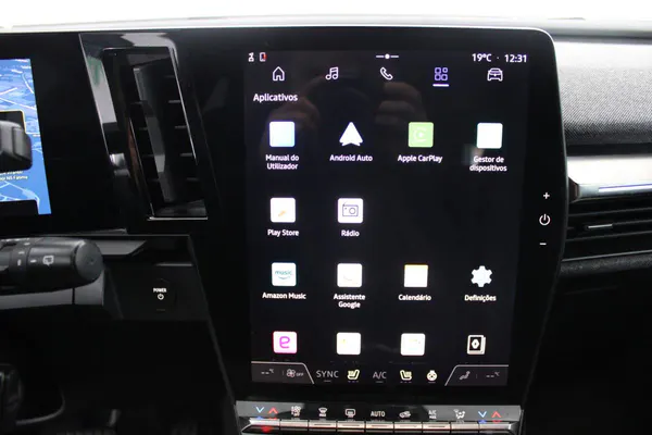 Renault Mégane E-Tech - Photo 24