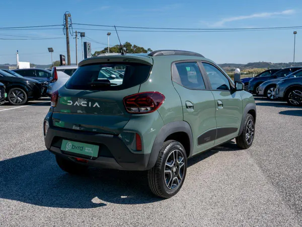 Dacia Spring - Photo 17