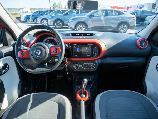 Renault Twingo - Photo 25