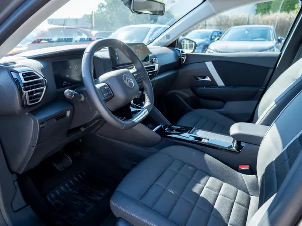 Citroen e-C4 - Photo 22