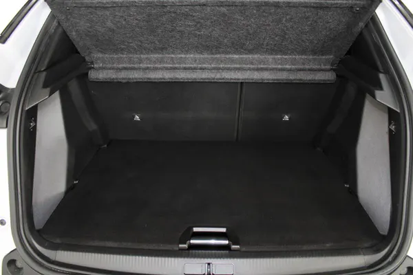 Peugeot e-2008 - Photo 9
