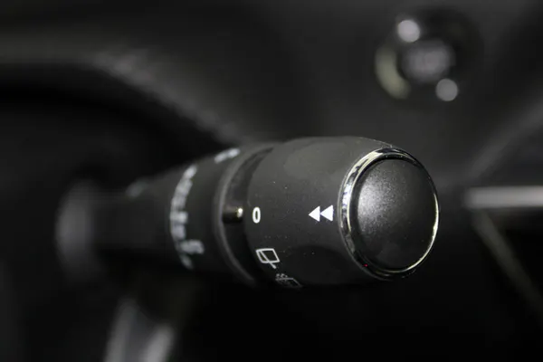 Peugeot e-2008 - Photo 18
