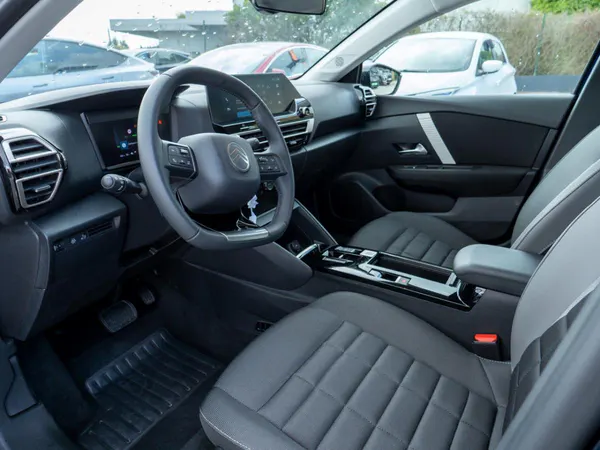 Citroen e-C4 X - Photo 20