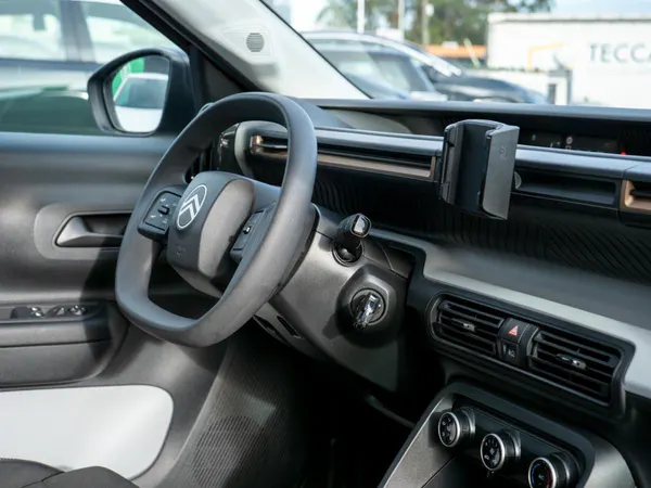 Citroen e-C3 Aircross - Photo 18