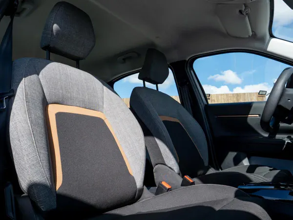 Citroen e-C3 Aircross - Photo 20