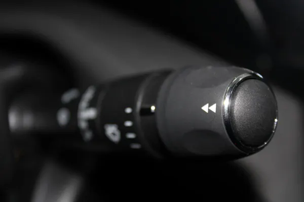Peugeot E-408 - Photo 17