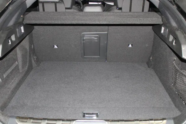 Peugeot E-408 - Photo 8