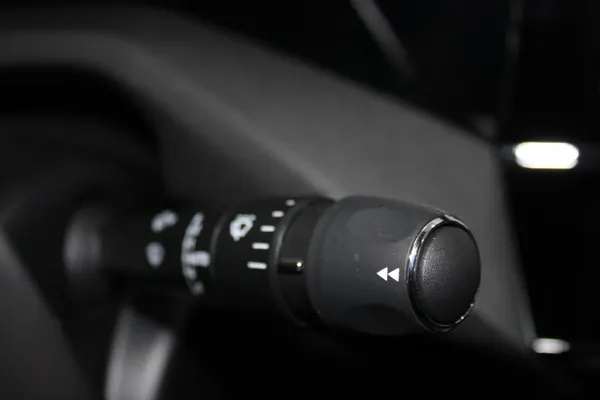 Peugeot E-408 - Photo 19