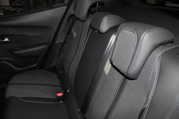 Peugeot e-2008 - Photo 13
