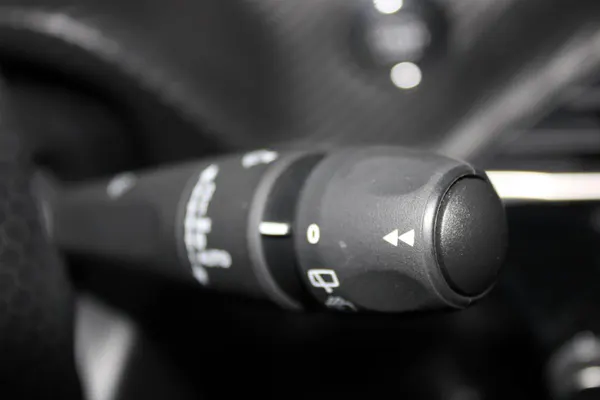 Peugeot e-2008 - Photo 18