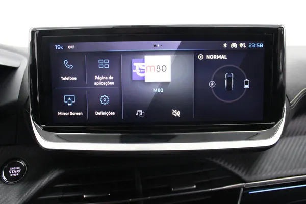 Peugeot e-2008 - Photo 24
