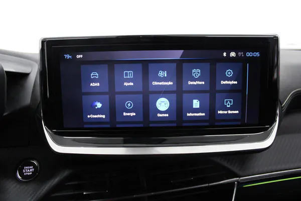 Peugeot e-2008 - Photo 26