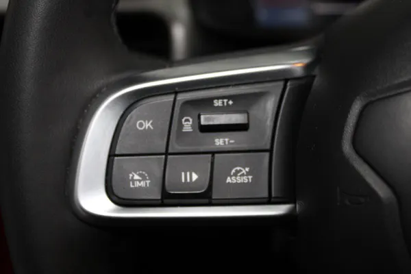 Jeep Avenger - Photo 15