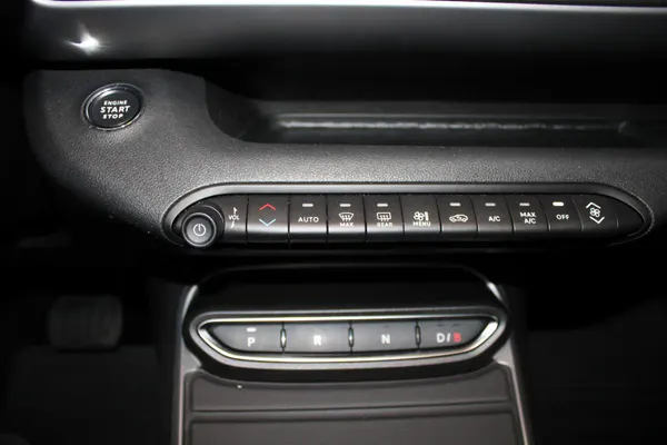 Jeep Avenger - Photo 19