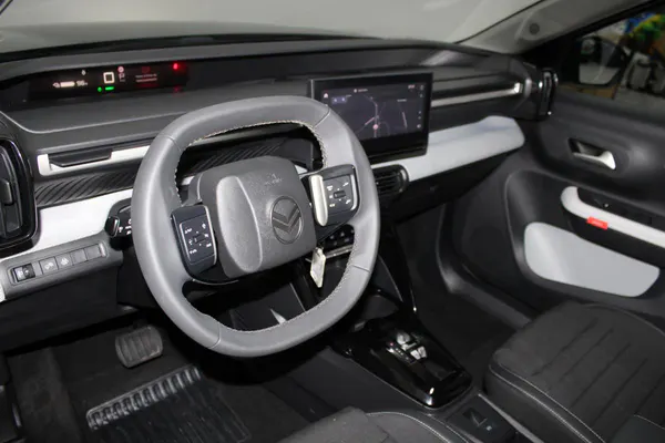 Citroen e-C3 - Photo 11