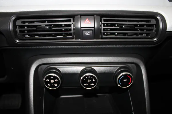 Citroen e-C3 Aircross - Photo 19