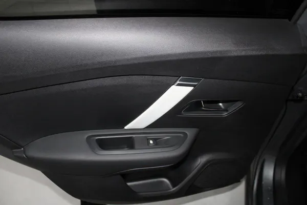 Citroen e-C4 X - Photo 12