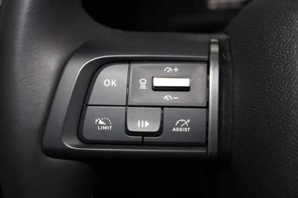 Citroen e-C4 X - Photo 14