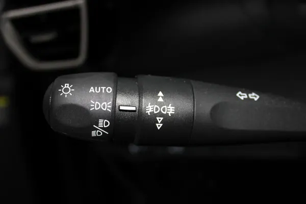 Citroen e-C4 X - Photo 16
