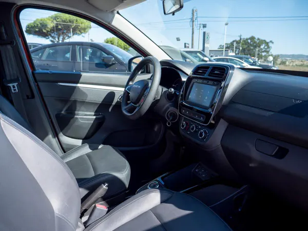 Dacia Spring - Photo 17
