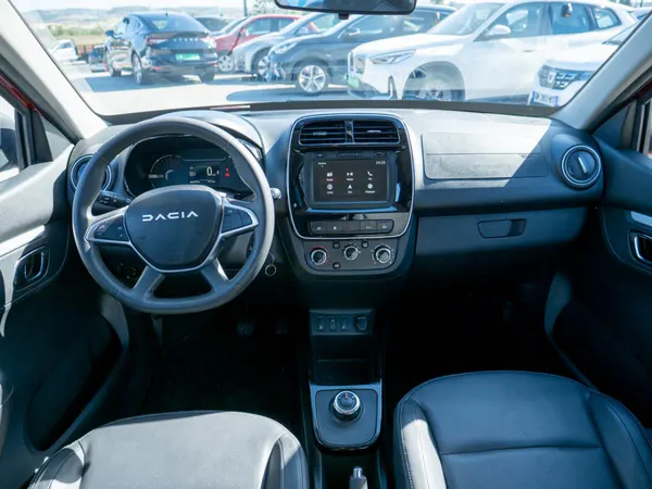 Dacia Spring - Photo 26