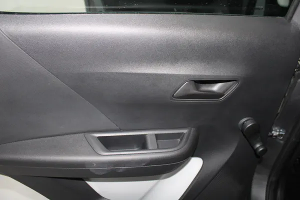 Citroen e-C3 Aircross - Photo 12
