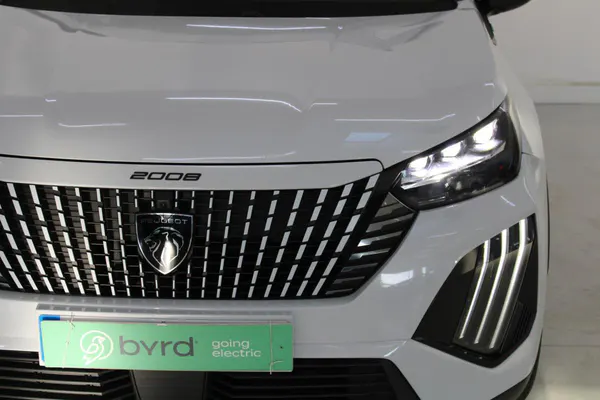 Peugeot e-2008 - Photo 4