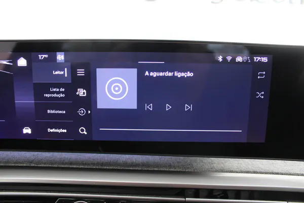 Peugeot E-5008 - Photo 28