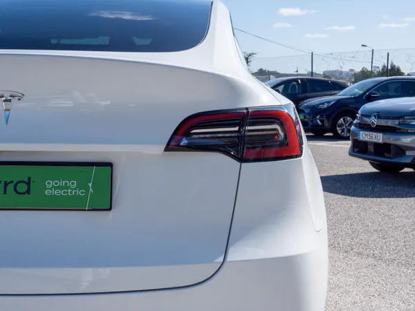 Tesla Model Y - Photo 13