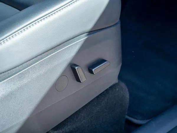 Tesla Model Y - Photo 21