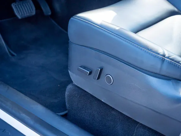 Tesla Model Y - Photo 24