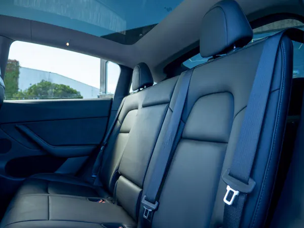 Tesla Model Y - Photo 29