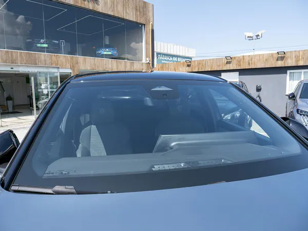 Peugeot E-3008 - Photo 7