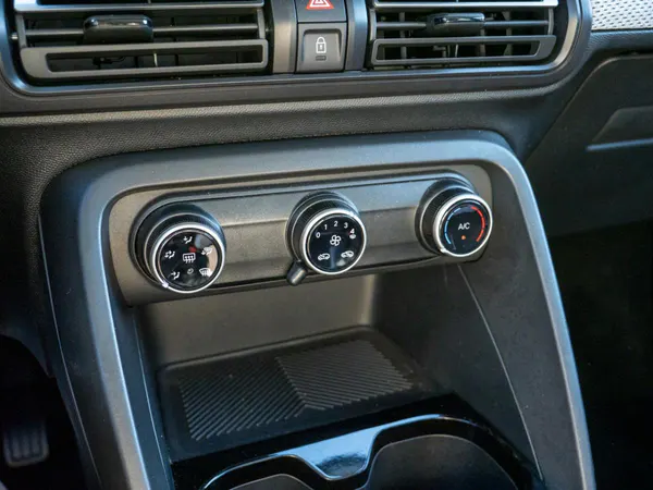 Citroen e-C3 - Photo 35