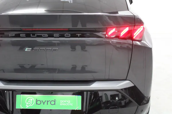 Peugeot E-3008 - Photo 6