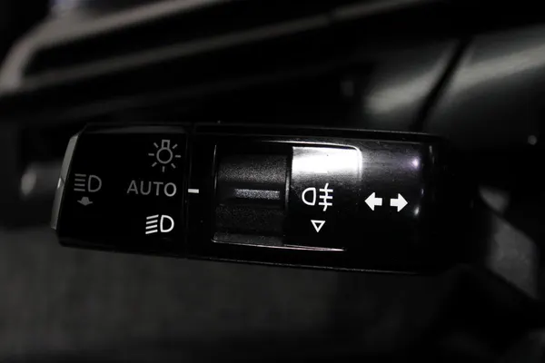 Peugeot E-3008 - Photo 19