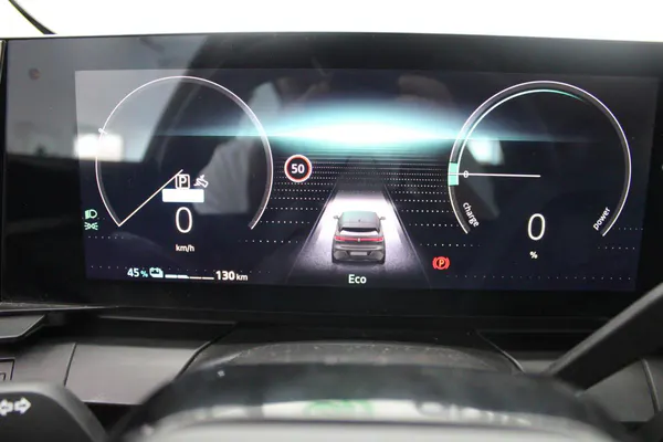 Renault Mégane E-Tech - Photo 20