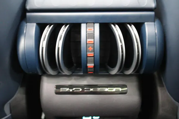 BYD Atto 3 - Photo 19