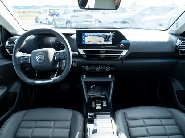 Citroen e-C4 X - Photo 26