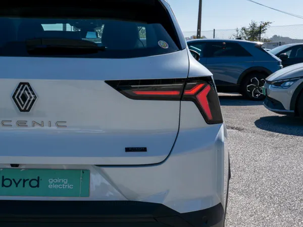Renault Scénic E-Tech - Photo 12