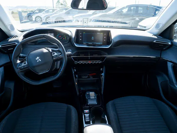 Peugeot e-2008 - Photo 26
