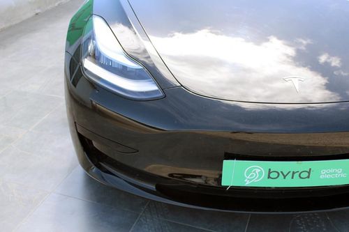Tesla Model 3 - Photo 3