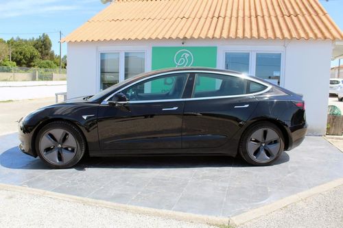 Tesla Model 3 - Photo 9